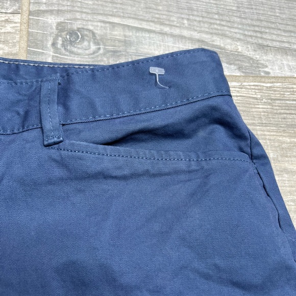 Eddie Bauer Curvy Petite Blue Stretchy Bermuda - Picture 12 of 14